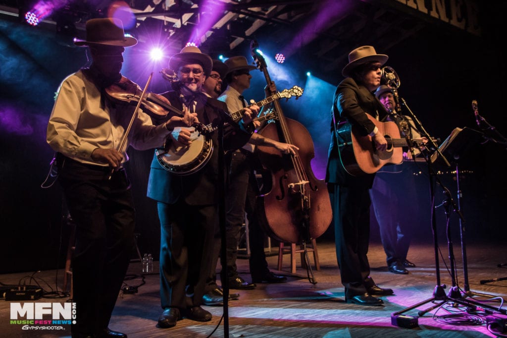 Jerry Douglas presents The Earls of Leicester