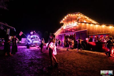 Big Red's Garage, Plaza 2 - Photo by Bryan Edward