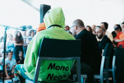 MonoNeon -- Jess Phillips