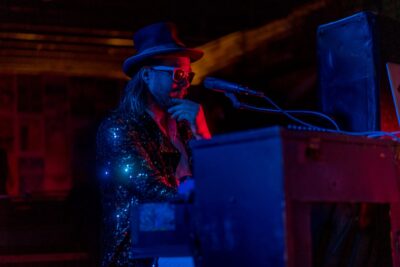 - Mandi Nulph / Snow Bear Studios