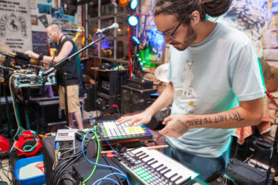 Cat Box - Nymania Productions