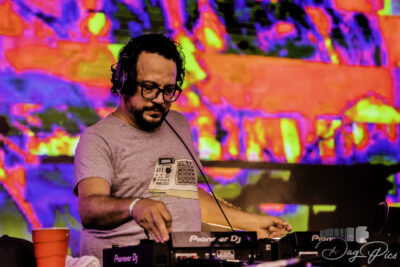 Mark Farina - Resonate Suwannee 23. ๐ธ: DagPicks