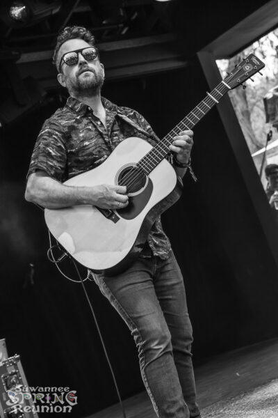 Jon Stickley. π·: David Lee