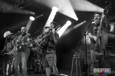 Keller Williams and the Hillbenders. π·: Rick Davidson