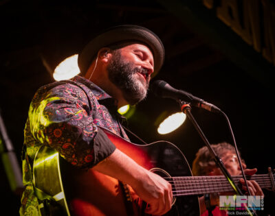 Steven Mougin. π·: Rick Davidson