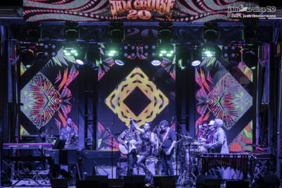 Mike Dillon's Super Jam - Jam Cruise 20. 📸: Josh Timmermans