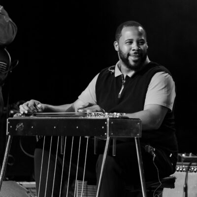 Durell Randolph - Marvelous Funkshun. 📸: steel.string.photo