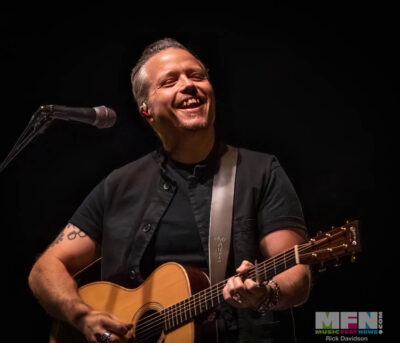 Jason Isbell 📷: Rick Davidson