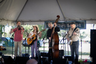 Front Porch Backsteppers 📷: Rick Davidson