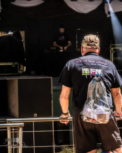 The author on the rail for Vlad the Inhaler - Resonate Suwannee 24. ๐ธ: DagPics