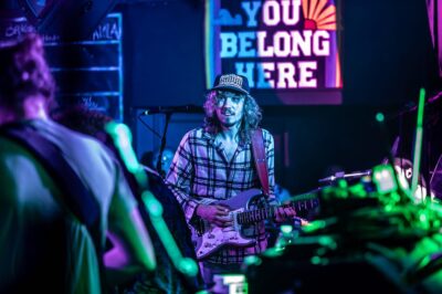 Brian Murray - Dogs in a Pile - Charleston Pour House. 📸: @nickspicks710