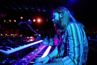 - Dogs in a Pile - Crowbar 05.02.24. 📸: Dan Fernandez @Djfworkshops