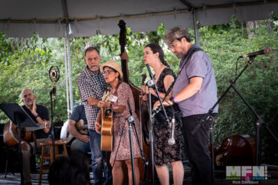 Passerine 📸: Rick Davidson