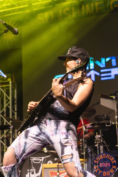 Arrie Bozeman - The Ain't Sisters - Sunshine Get Down '24. 📸: Brier Media