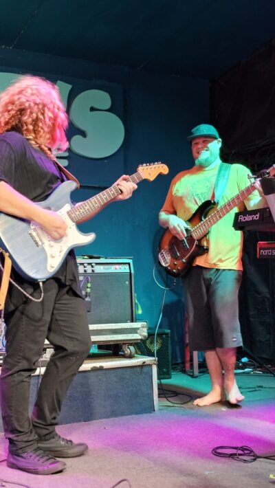 Jacob Cox & Kenny Harvey
- A Whole Lotta Bill - 07.12.24. đ¸: Matt Hillman