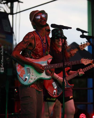 Josh Magwood & Stephanie Perez - The Headtones - Fort20 Fest '24. 📸: Fort Pierce Portraits