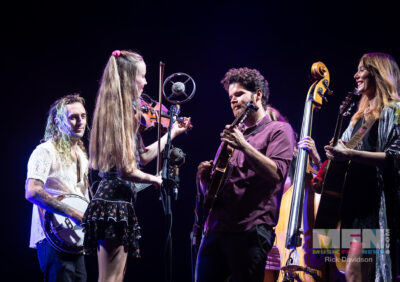 Molly Tuttle and Golden Highway 📸:Rick Davidson