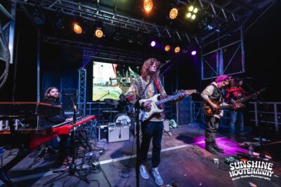 Dogs in a Pile - Sunshine Hootenanny '24. 📸: Brier Media Photography