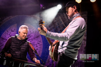 Infamous Stringdusters ๐ธ: Rick Davidson