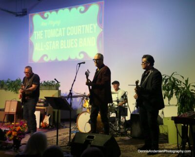 Chickenbone Slim & The Biscuits. 📸: Dennis Anderson Photography