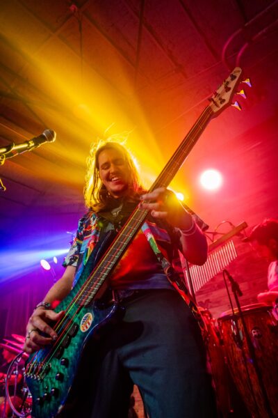 Glenn Kastrinos - Steeln' Peaches. 📸: Megan Shea