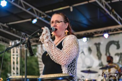 Melody Trucks - Melody Trucks & The Lee Boys. ๐ธ: Tony Brier