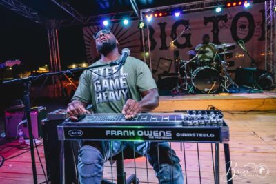 Frank Owens - Melody Trucks & The Lee Boys. 📸: Tony Brier