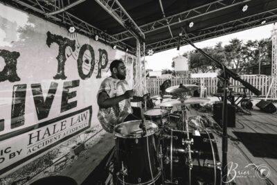 EASY! - Melody Trucks & The Lee Boys. 📸: Tony Brier