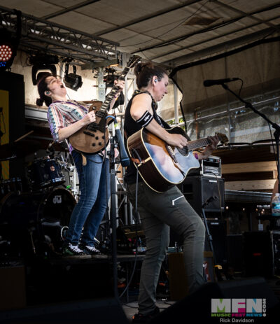 Ain't Sisters π·: Rick Davidson