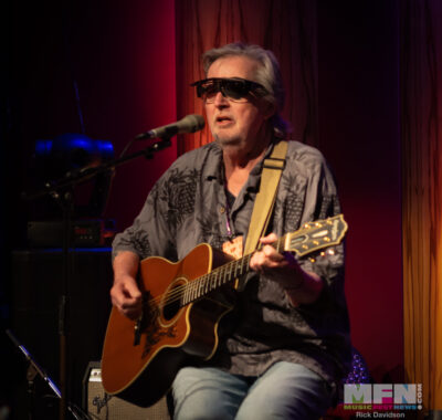 Danny Roberts π·: Rick Davidson