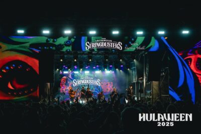 The Infamous Stringdusters with Sierra Hull - Suwannee Hulaween '25. 📸: @VonRphoto