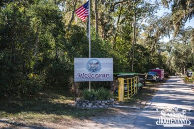 check-in - Sunshine Hootenanny '25. ๐ธ: Brier Media Event Photography