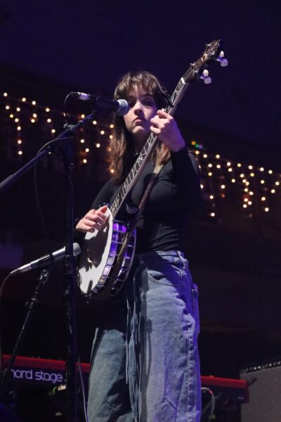 Bayla Davis - Songbird Holler - Xmas Jam '25. ๐ธ: Jerry Friend