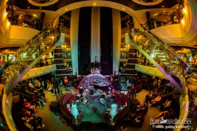 The Atrium - Jam Cruise 22. 📸: Ariel Opal Feldman