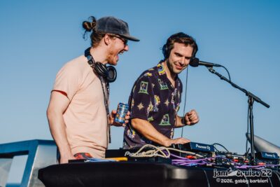 Flying Mojito Bros - Jam Cruise 22. 📸: Gabby Barbieri