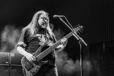 Dave Schools - Widespread Panic - Mempho '26. 📸: Jeff Fernandez